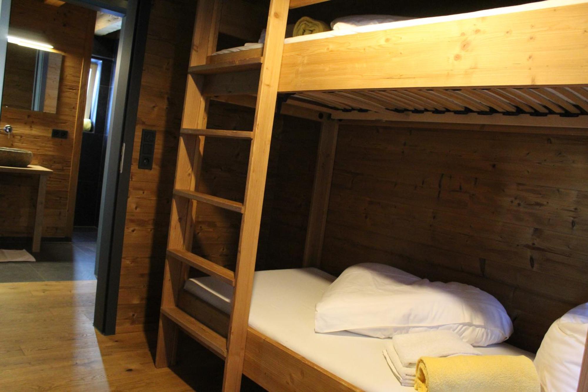 Pluenggas Chalets غاسشرن المظهر الخارجي الصورة